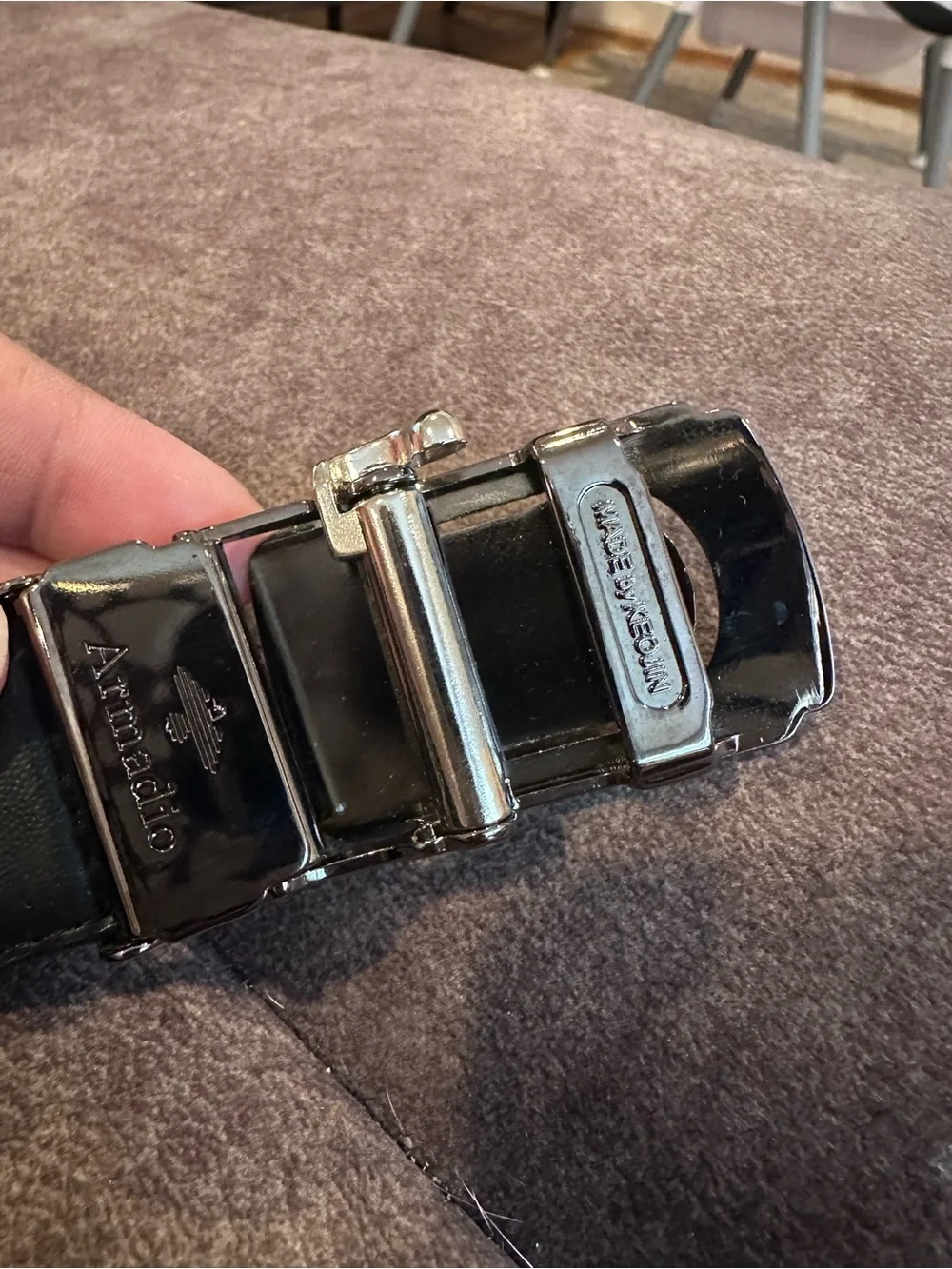 Men's Black Leather Ratchet Belt with Gunmetal Automatic Buckle